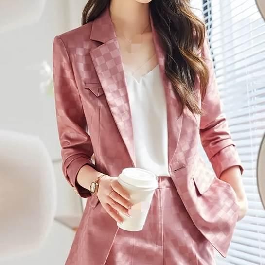 売切必至カジュアル 個性的 主役級 無地 ジャケット アップ 前開き 2点 長袖 ストレートパンツ スーツ かっこいい パンツ 上品 大人 かわいい クール 大人女子 こなれ感 モード系 ポケット き