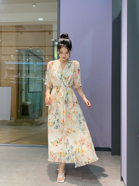 LIERKISS リエキス 春のお出かけVネックフェアリーワンピース