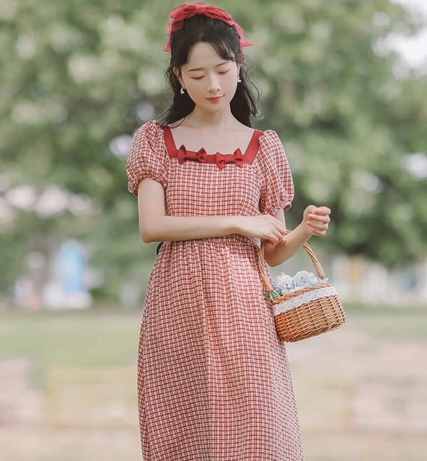 ワンピース デート モテアイテム フレアワンピース ミモレ丈 半袖 フリル リボン 可愛い きれいめ 上品 おしゃれ かっこいい 可愛い ラブリー キュート ガーリー クール モード系