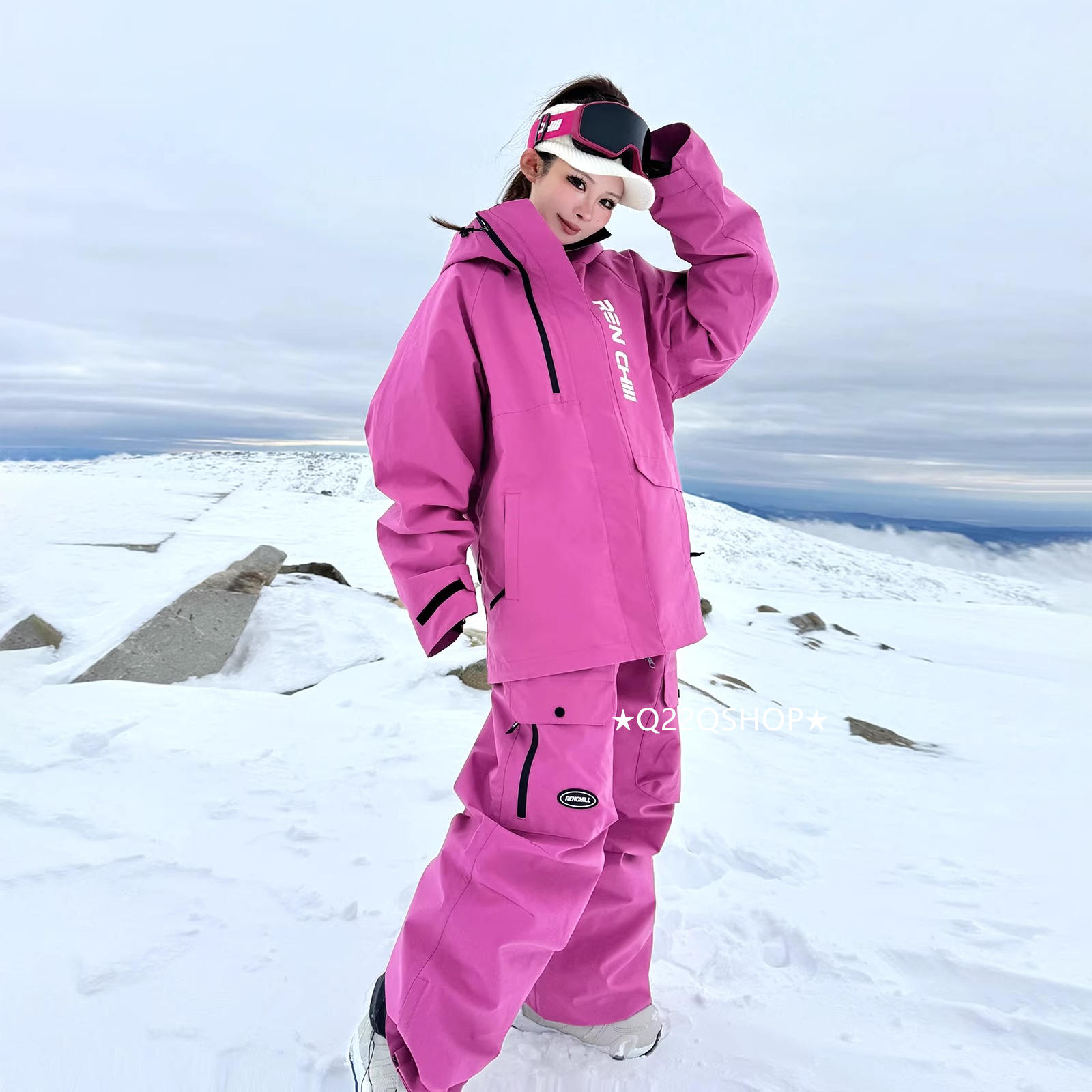 スノーボードウェア 2024 2025 上下セット メンズ レディース ジャケット アウター パンツ ズボン 3Lセットアップ ウィンタースポーツ スキーウェア スノボウェア スノー 防水韓国風