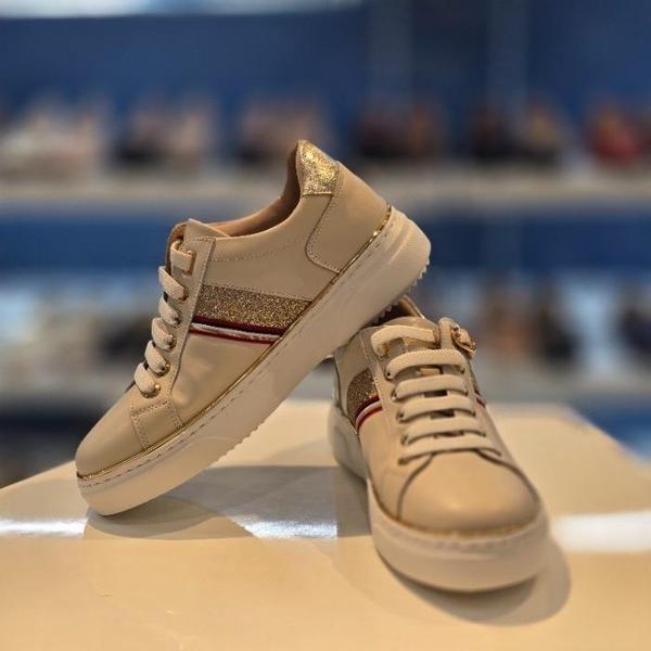 HC10 女性用スニーカー PFCSHZ561 (41090491)