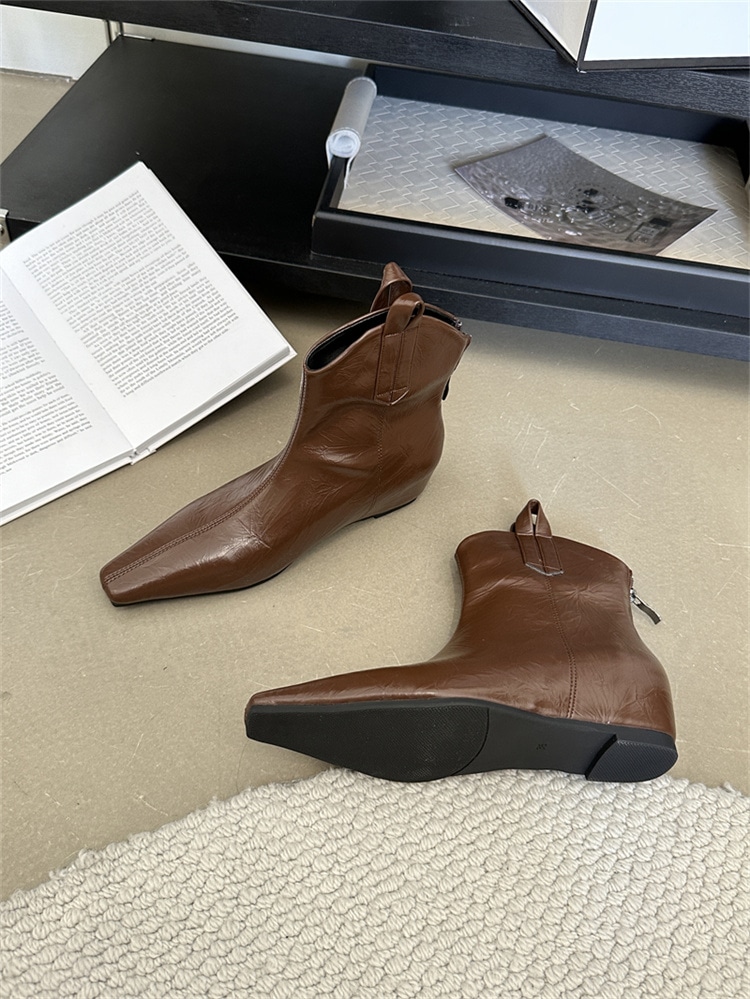 早い者勝ち トレンド 気質 ポインテッドトゥ 歩きやすい 2023年秋 ショートブーツ 厚底 エレガント 中ヒール くるぶしシューズ オールシーズン