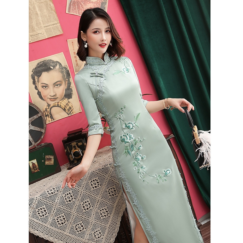 刺繍ロングチョンサム2025スプリングスタイル修正されたミッドスリーブシルクシルク大サイズ古い上海スリムデイリーチョンサム