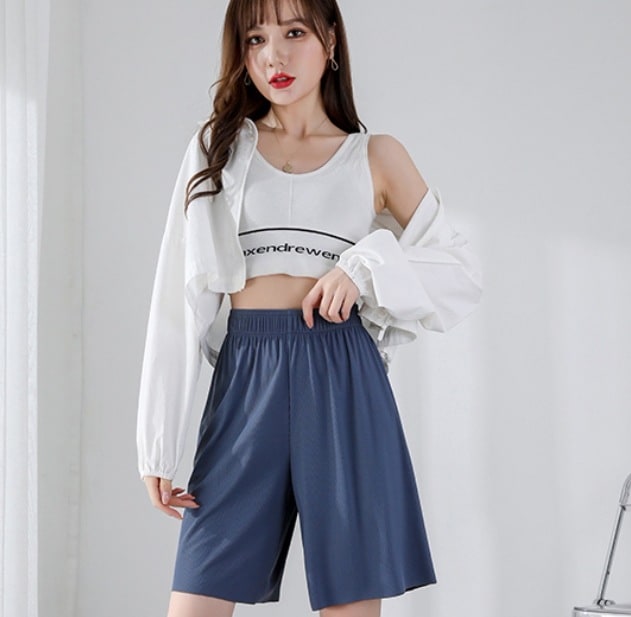 ボトムス デート モテアイテム ショートパンツ ミディアム丈 ハイウエスト ウエストゴム レーヨン 可愛い きれいめ 上品 おしゃれ かっこいい 可愛い ラブリー キュート ガーリー クール