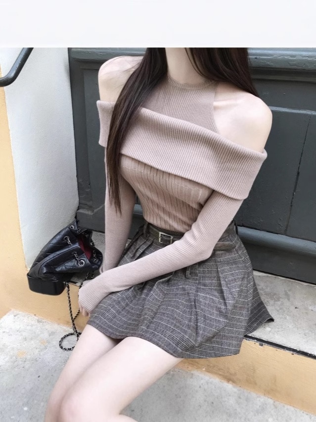 2024冬 2025春 フレンチテイスト オフショルダー ニットトップス ロングスリーブ ブラック/ベージュ 体型補正 セクシーカジュアル 5,786円
