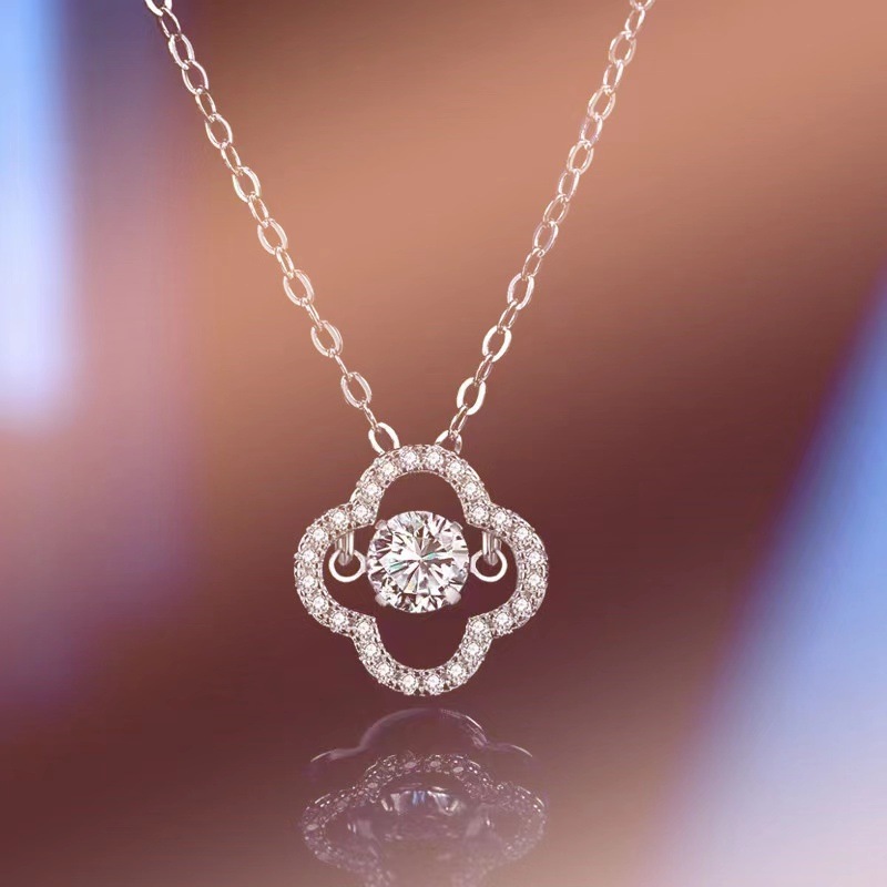 揺れる クローバー ネックレス 金属アレルギー対応 大粒 プラチナコーティング レディース ホワイトデー お返し プレゼント 女性 彼女 妻 女性 娘 6,107円