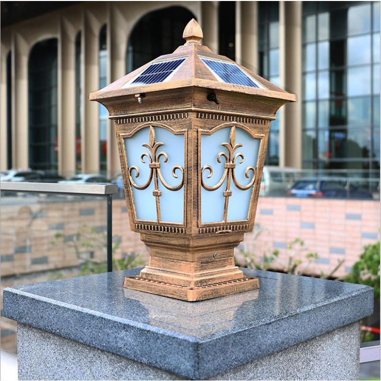 ソーラーライト LED 門柱灯 ガーデンライト ソーラー照明 スタンドライト 屋外照明 ガーデン 玄関照明 照明器具 外灯 レトロ 庭園灯 防雨 高さ41cm