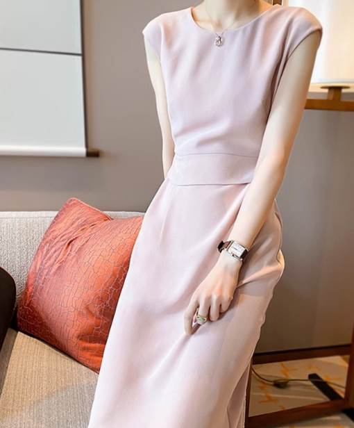 レディース ワンピース 角襟 かわいい 大人可愛い きれいめ シンプル カジュアル 上品 おしゃれ かっこいい クール エレガント モダン 主役級 存在感 フォーマル とろみ感 抜け感 無地 春 夏