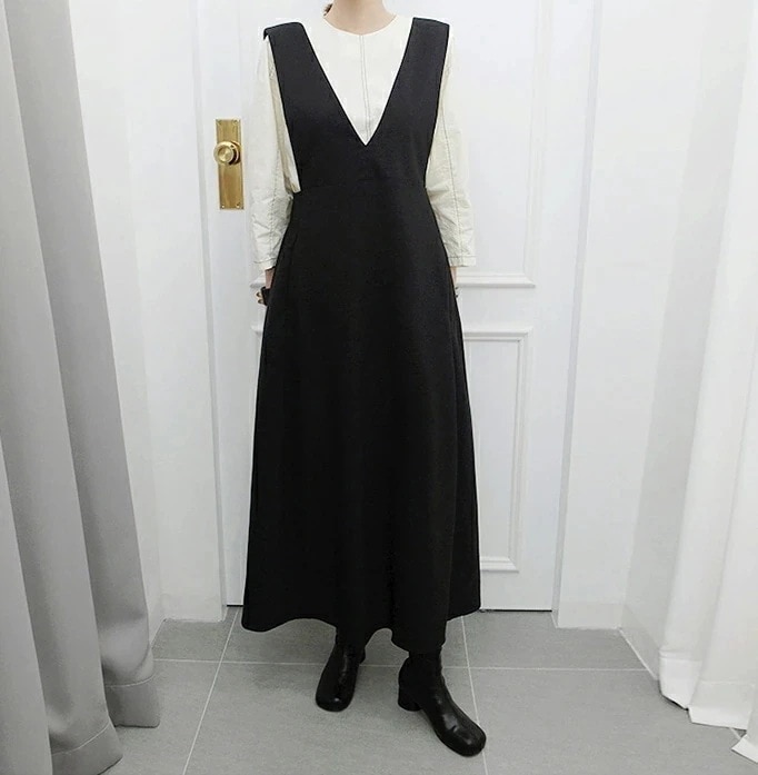 Vネックスリーブレスフレアロングワンピースp273457 レディース 【ops】 韓国ファッション ワンピース ロングワンピース ロング丈 フレア Aライン 深Vネック 無地 ノースリーブ スリーブ