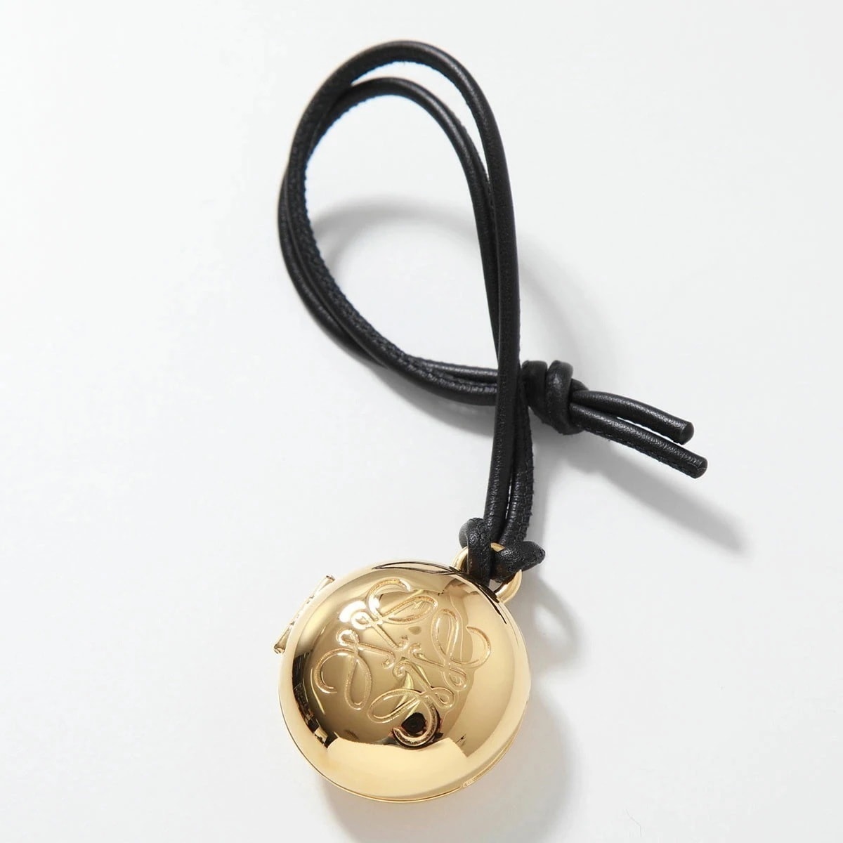 LOEWE ロエベ バッグチャーム ANAGRAM PEBBLE LOCKET CHARM アナグラム ぺブル ロケット C621232XFX レディース キーホルダー 8133/GOLD/BLACK