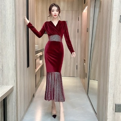 ワンピース デート ワンピドレス ロング ロング丈 袖あり 長袖 Vネック スリム タイト 細身 かわいい 大人可愛い きれいめ シンプル カジュアル 大人 上品 おしゃれ お洒落 主役級 存在感 春