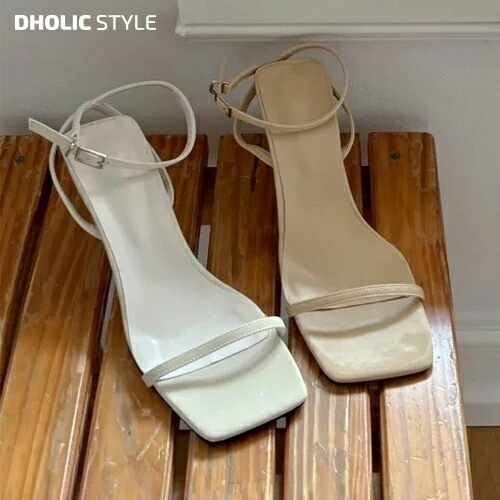 アンクルベルトヒールサンダル・p654137 8,250円