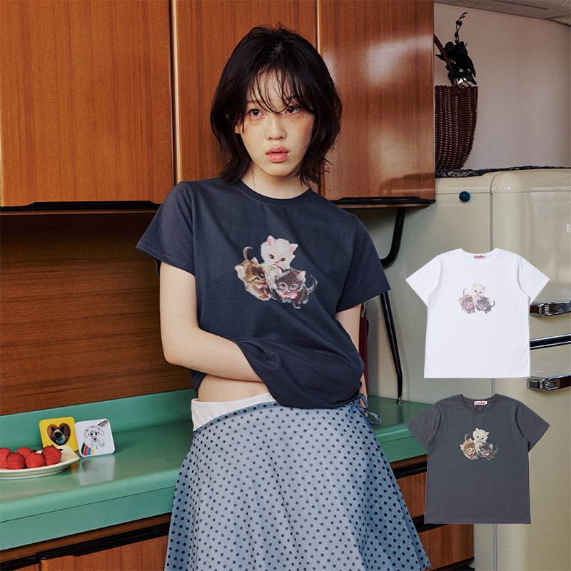 THREE BABY CATS SLIM T SHIRT - WHITE, CHARCOAL