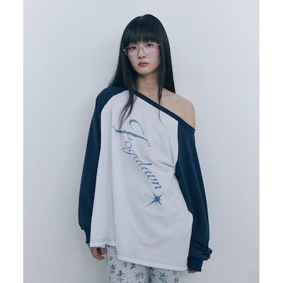 IU / SMASH HITS 台湾限定盤［CD+DVD+卓上カレンダー］新品 IU / SMASH HITS 台湾限定盤［CD+DVD+卓上カレンダー］新品 【公式通販】