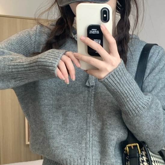 レディース トップス ニットソー ショート丈 長袖 前開き ダブルジップ フード付き かわいい 大人可愛い きれいめ シンプル カジュアル 上品 おしゃれ かっこいい レトロ こなれ感 ラフ 個性的