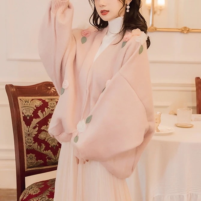トップス レディース カーディガン S M L 韓国 ピンク 長袖 フラワー 花 装飾 モチーフ ボリューム袖 ドルマンスリーブ リブ ニット 前開き 羽織り ドロップショルダー 華やか ルーズ 綺麗