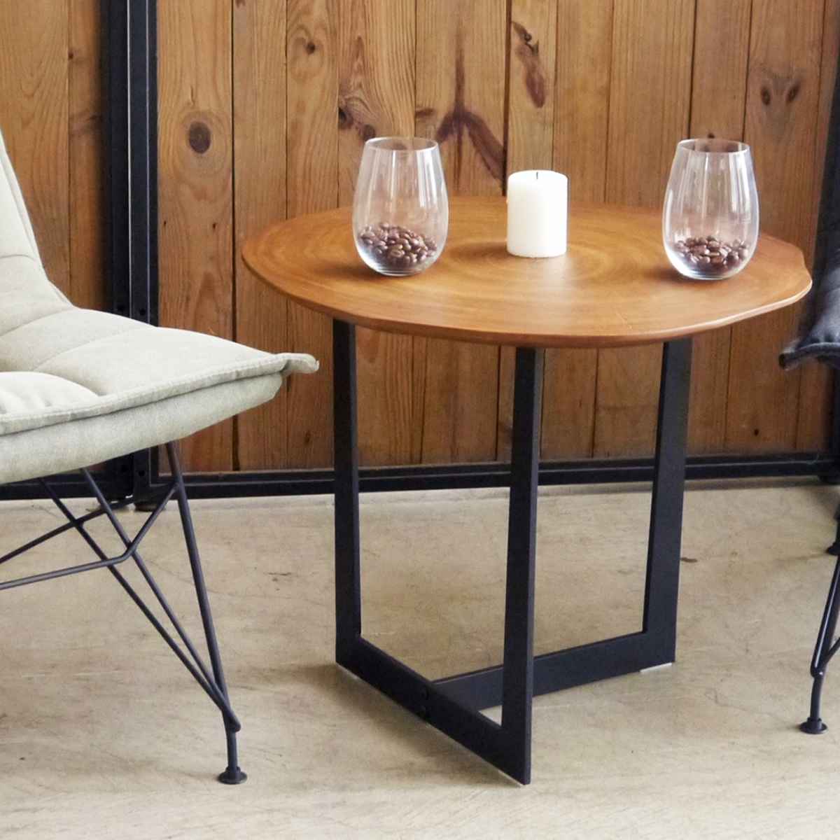 サイドテーブル 円型 ウォールナット突板 約直径55cm ナイトテーブル ミニテーブル カフェテーブル おしゃれ 天然木 突板 異素材 スチール ブラック 完成品