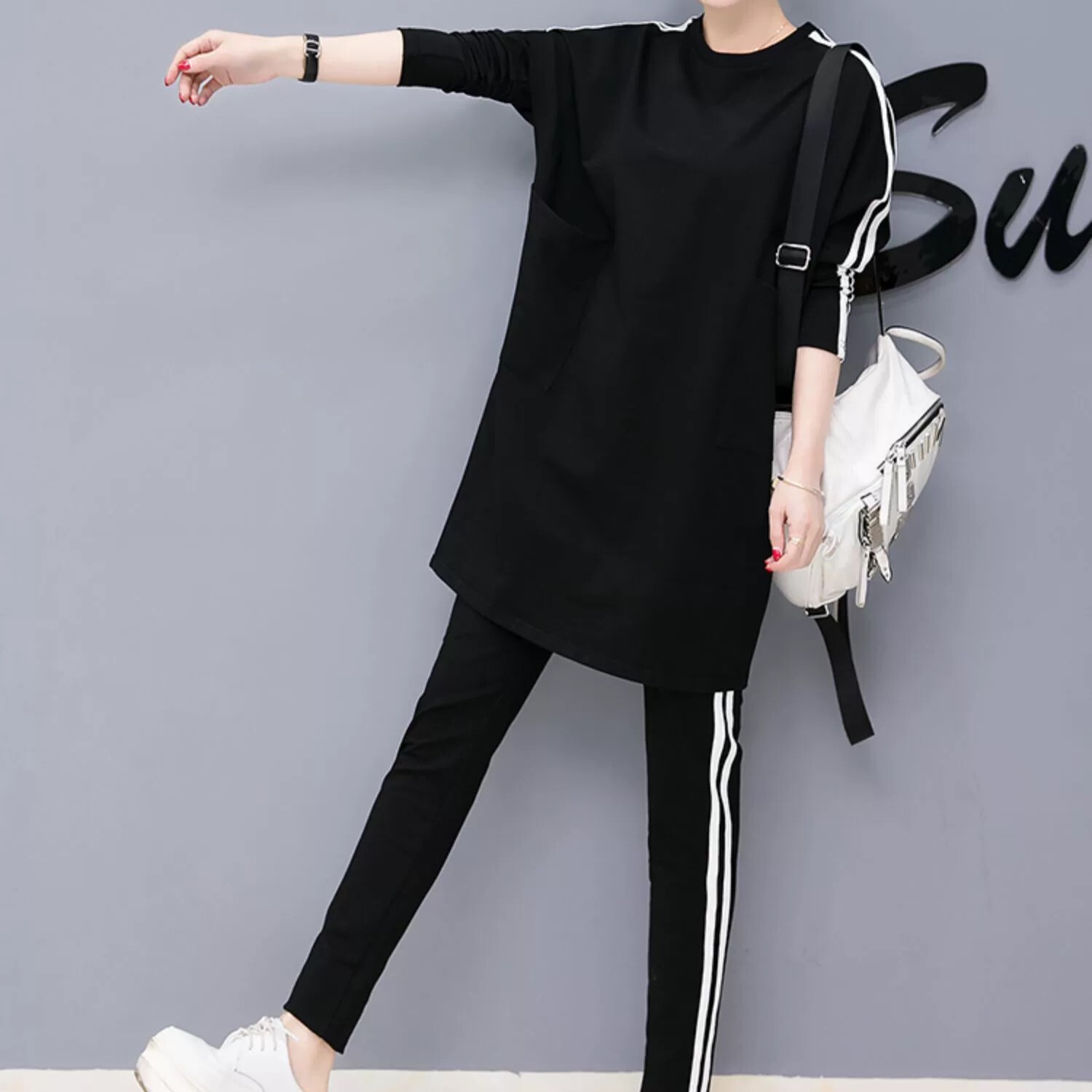 セットアップ スウェット 部屋着 ジョガーパンツ ストレートパンツ ロング丈 長袖 ラウンドネック ストレート Iライン ポケット ウエストゴム 上下セット 2点セット 大人可愛い シンプル