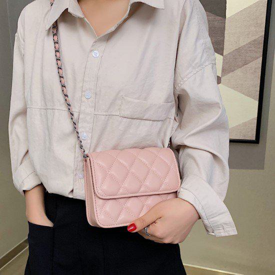 ミニバッグ ショルダー レディース 斜め掛け ショルダーバッグ 大人 小さめ キルティングバッグ ポシェット キルティング バッグ 鞄 かばん コンパクト シンプル 無地 チェーンバッグ チェーン ス