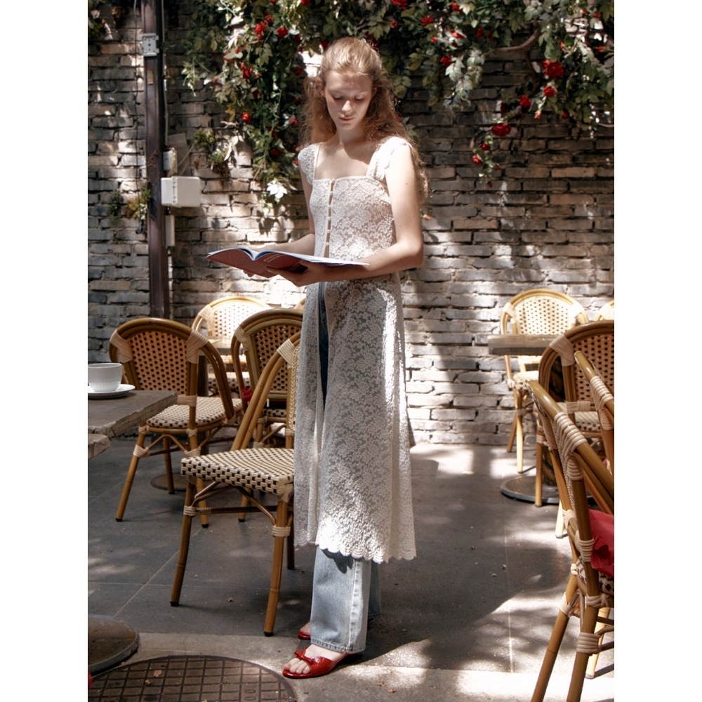 フロールームフレンチレースビジター