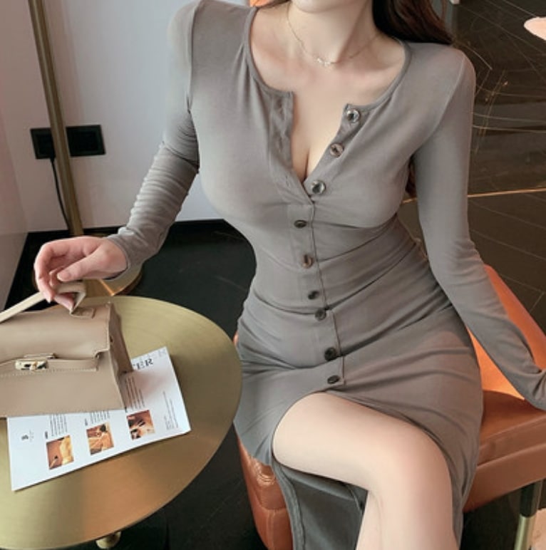 ワンピース デート 袖あり 長袖 スリム タイト 細身 スリット かわいい 大人可愛い きれいめ シンプル カジュアル 大人 上品 おしゃれ お洒落 主役級 存在感 春 秋 冬 10代 20代 30代