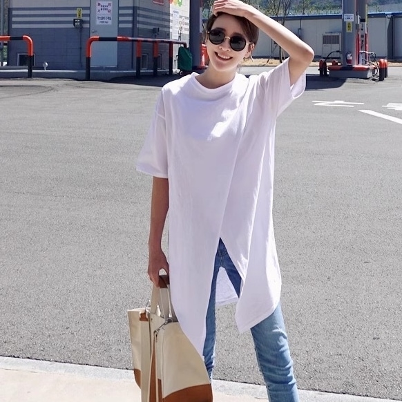 トップス Tシャツ 5分袖 クルーネック プルオーバー クロスデザイン ミディアム丈 かわいい 大人可愛い きれいめ シンプル 上品 おしゃれ かっこいい カジュアル こなれ感 個性的 主役級 存在感