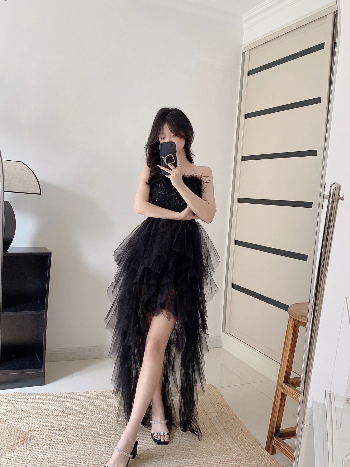 女性のためのブラックドレス