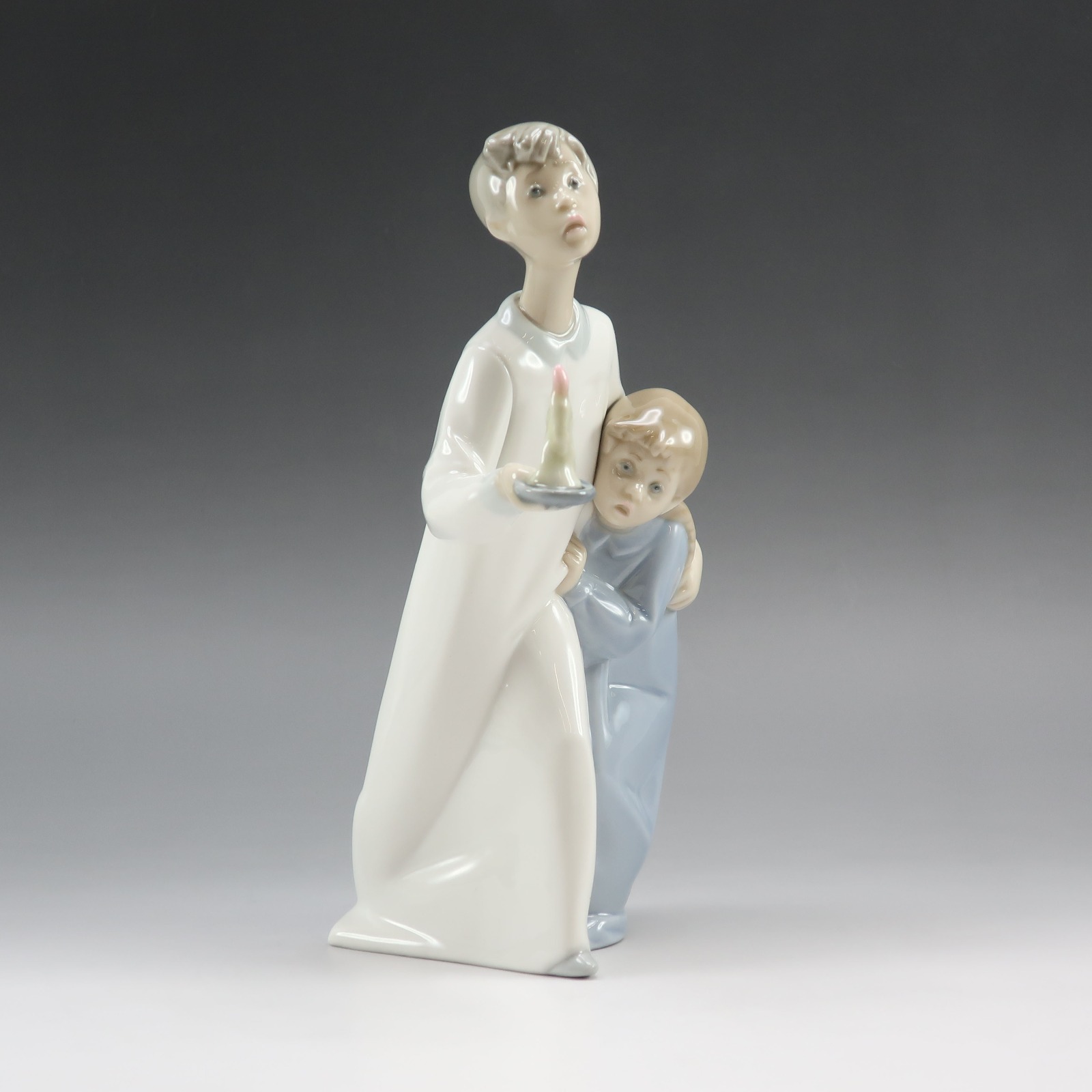 Lladro リヤドロ ナイトシャツの子供たち 4874 置物 オブジェ ポーセリン _ 中古品 Aランク