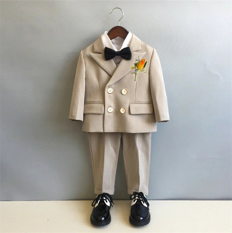 ベストセラー子供 スーツ 男の子 キッズスーツ フォーマルスーツ ベビースーツ ベージュ グレー 5点/6点セット 発表会 演奏会 礼服 卒業式スーツ 入学式スーツ 制服 春秋 卒園式 七五三 ジュニ