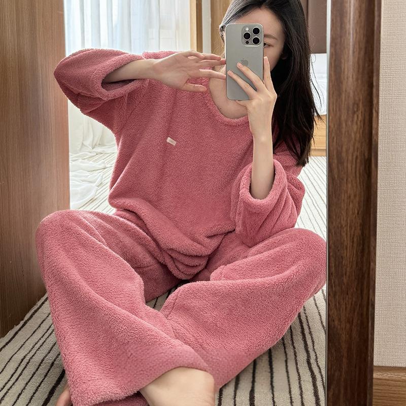 上下セット ルームウェア 上下セット 部屋着 もこもこ レディース 冬 着る毛布 クルーネック 無地 プルオーバー 秋冬 あったかい ふわふわ 女性 ナイトウェア ラウンドネック シンプル
