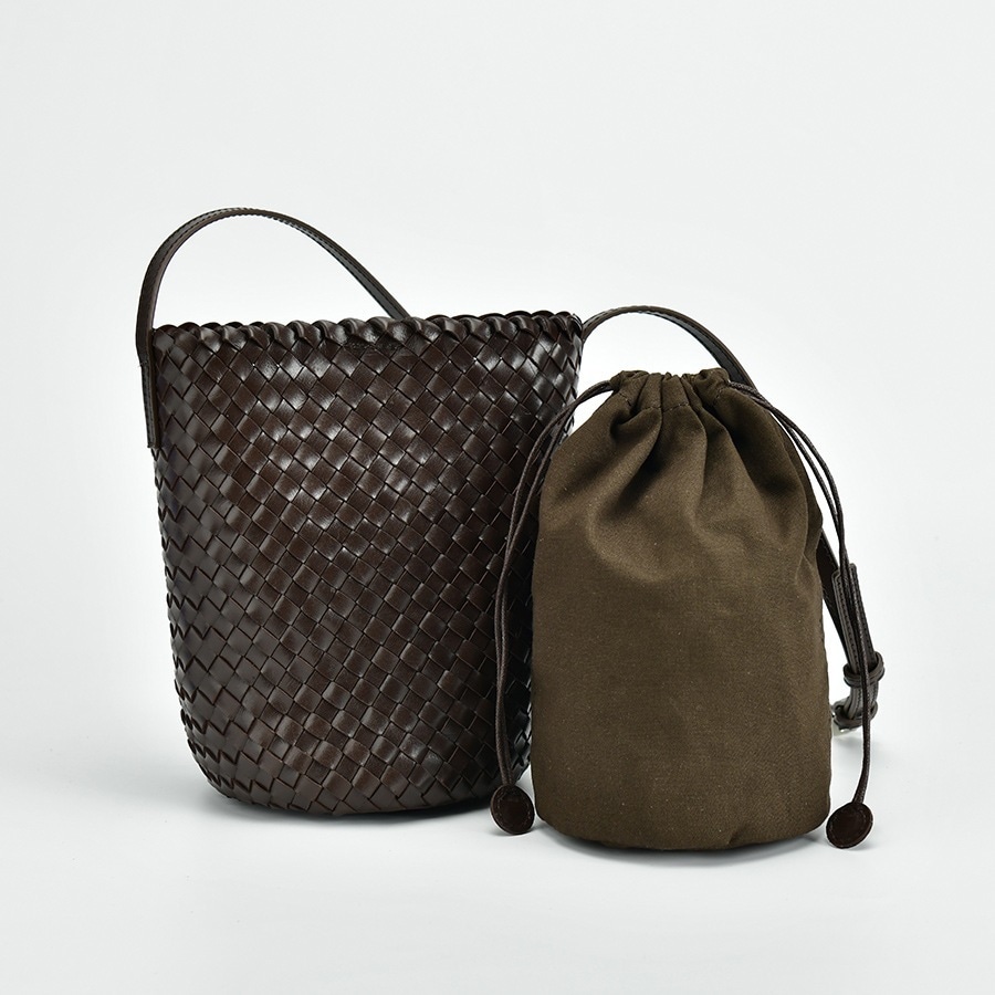 2024新型トップコート牛革編みバケツバッグ本革欧米レトロハンドメイド円筒ショルダーバッグ