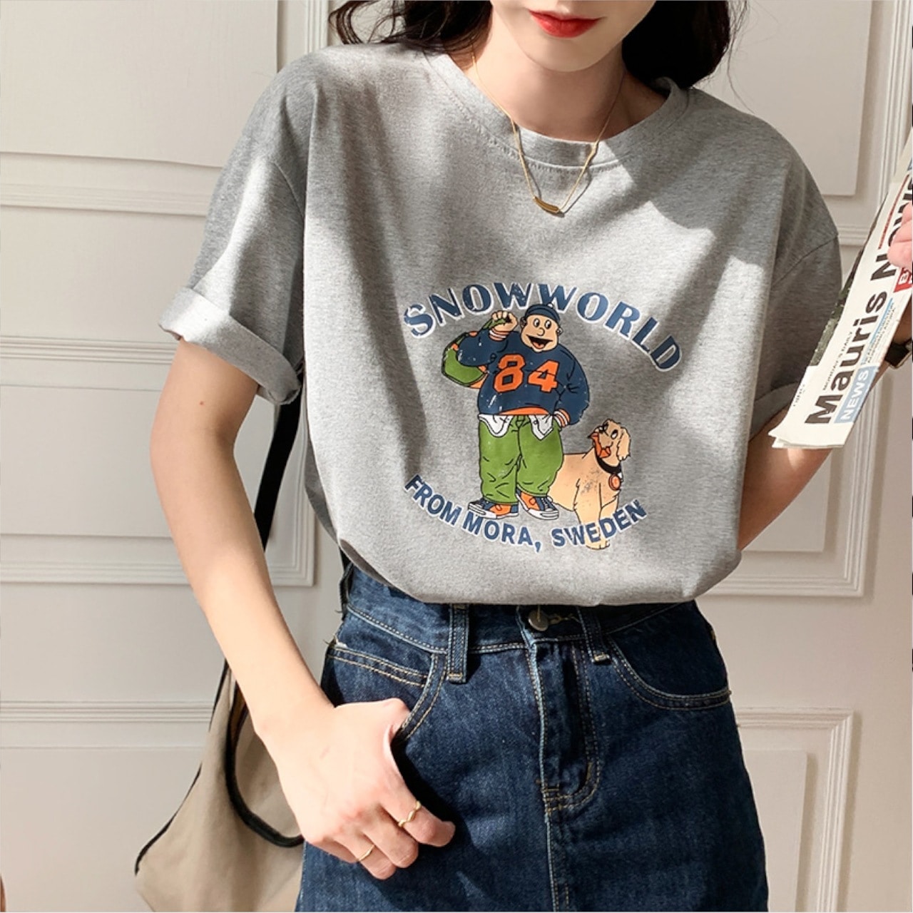 Tシャツ トップス 半袖 ラウンドネック かわいい 大人可愛い シンプル カジュアル おしゃれ お洒落 かっこいい こなれ感 ラフ ボーイッシュ スポーティー 個性的 クール 存在感 プリント