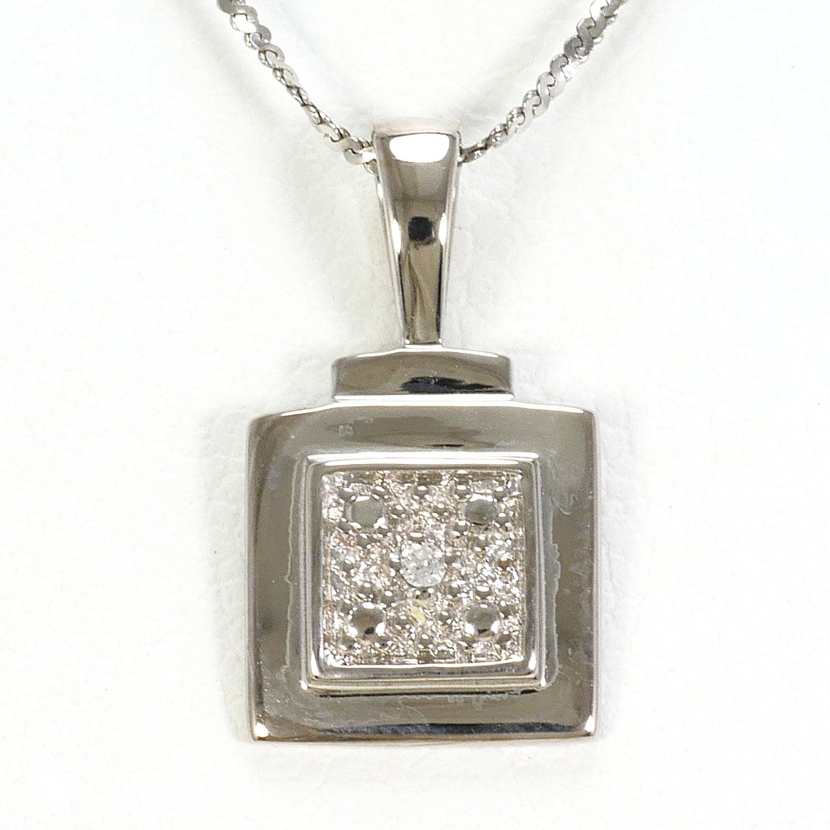 K18 18金 WG ホワイトゴールド ネックレス ダイヤモンド（ct刻印なし） 総重量約1.8g 約40cm 中古