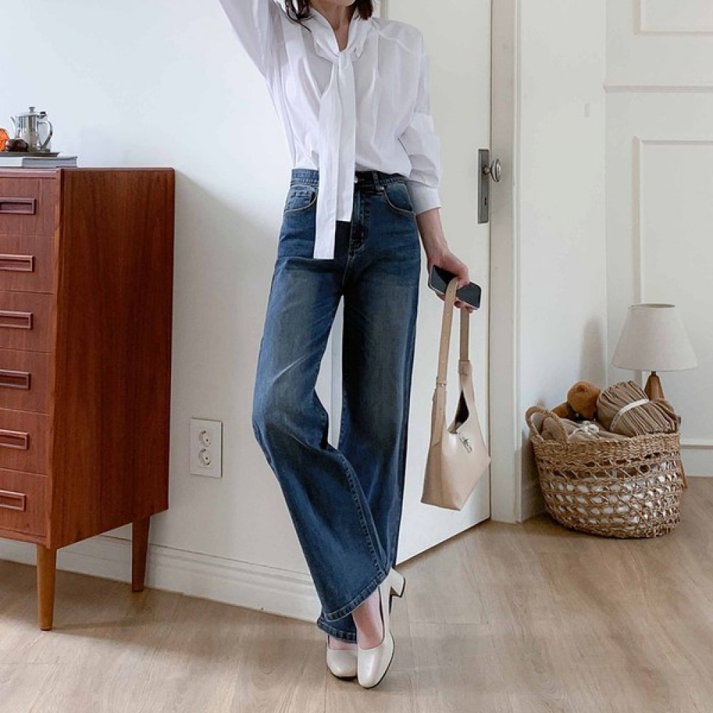 (Jinmania) ミドルブルー隠しバンディングセミワイドデニムパンツ 5,633円