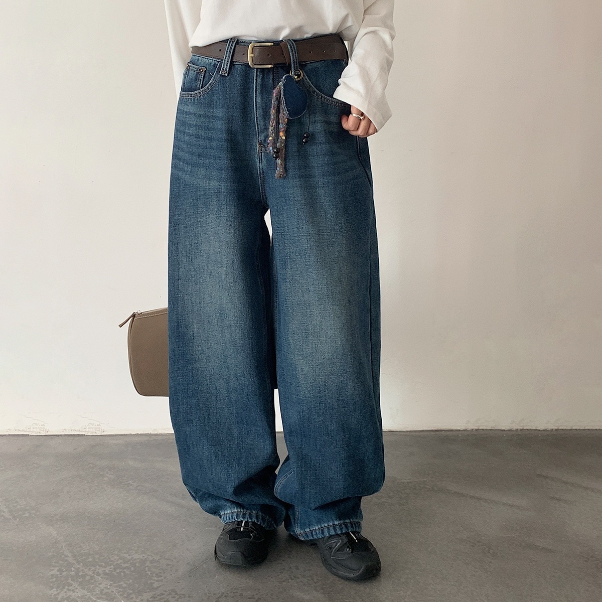 柔らか 飾りボタン 裏起毛 ハイウエスト ワイドデニム