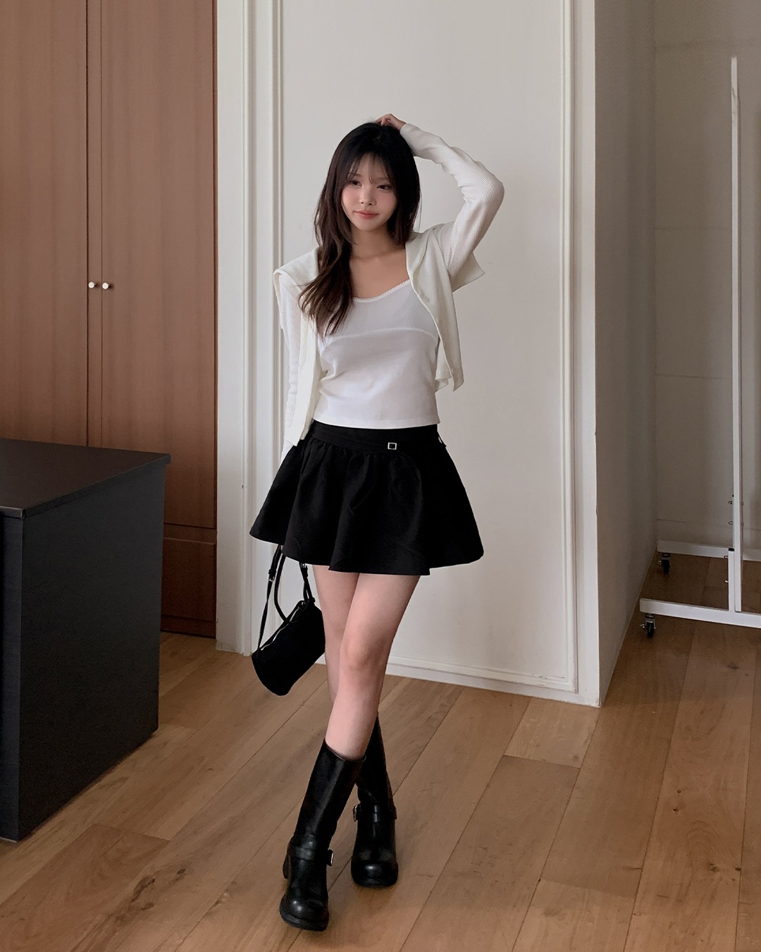 ジゼルシャーリングショートスカート(ペチコートストラップ付)韓国ファッション レディース