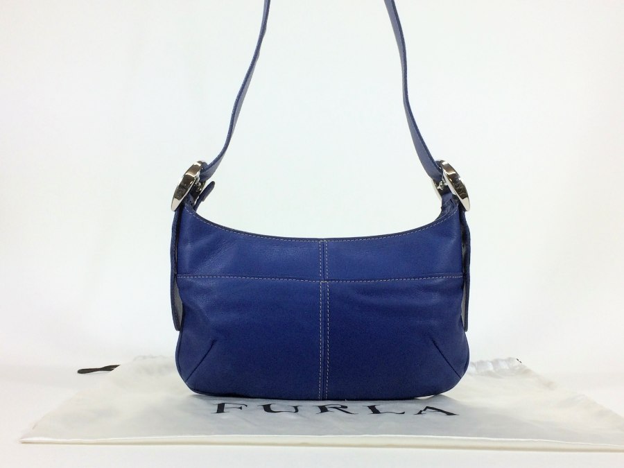 ショルダーバッグ レザー ブルー 【中古品】 9,361円