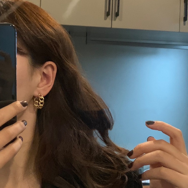 ピアスハイセンスチェーンc字型イヤリングレトロ気質韓国ネットレッドイヤリング21新しい流行