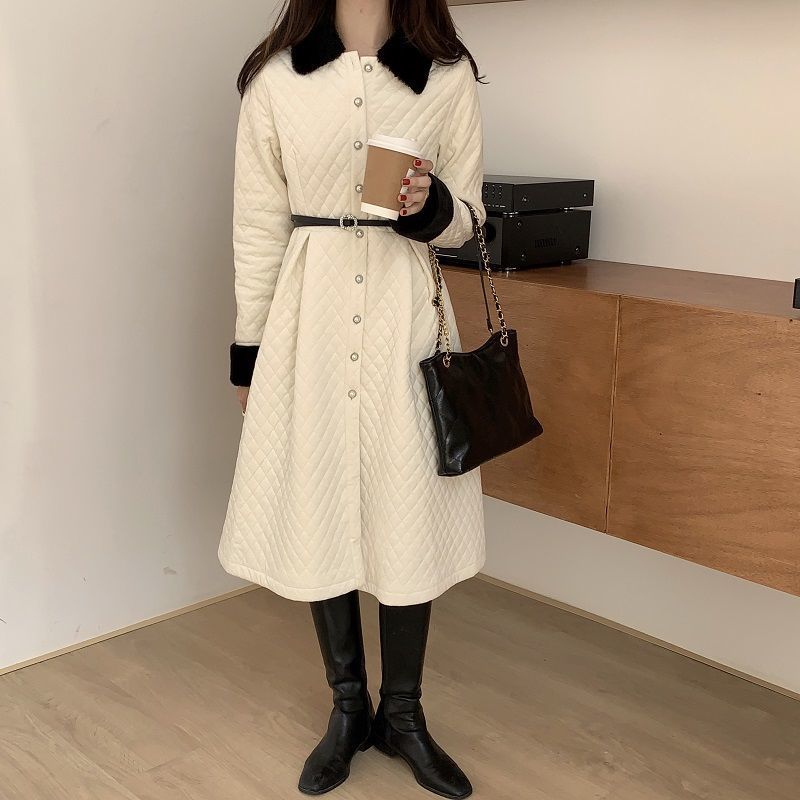 新品 大人気 キルティングコート レディース アウター ロングコート 長袖 大人 秋冬 中綿コート 軽量 無地 おしゃれ ベルトづき 通勤 フィクファー ベルト付き