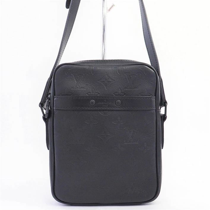【美品】ルイ ヴィトン ダヌーヴ PM モノグラムシャドウ M43681 メンズ【ショルダーバッグ】