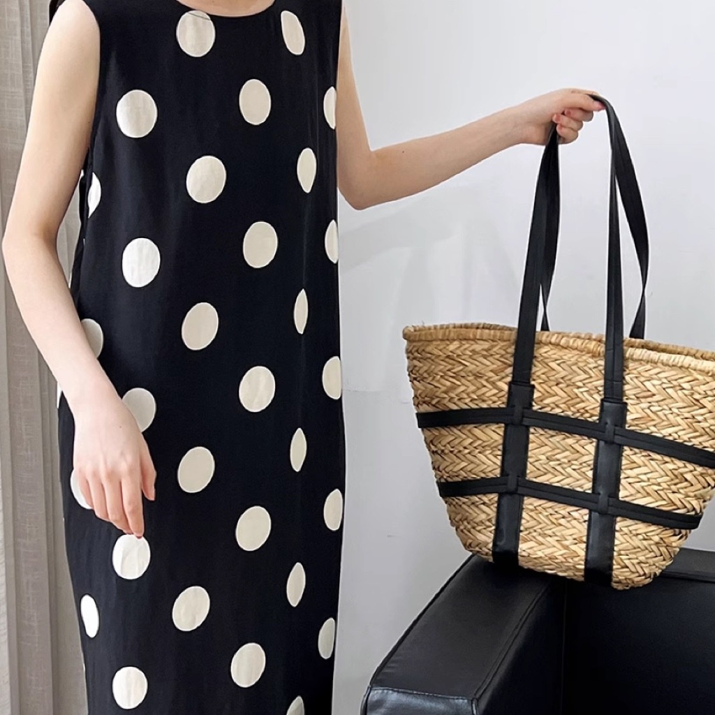 レディース ワンピース ロング マキシ 袖なし ノースリーブ ラウンドネック Iライン リボン スリット サイドスリット ポケット 異国風 ギャザー かわいい 大人可愛い シンプル カジュアル