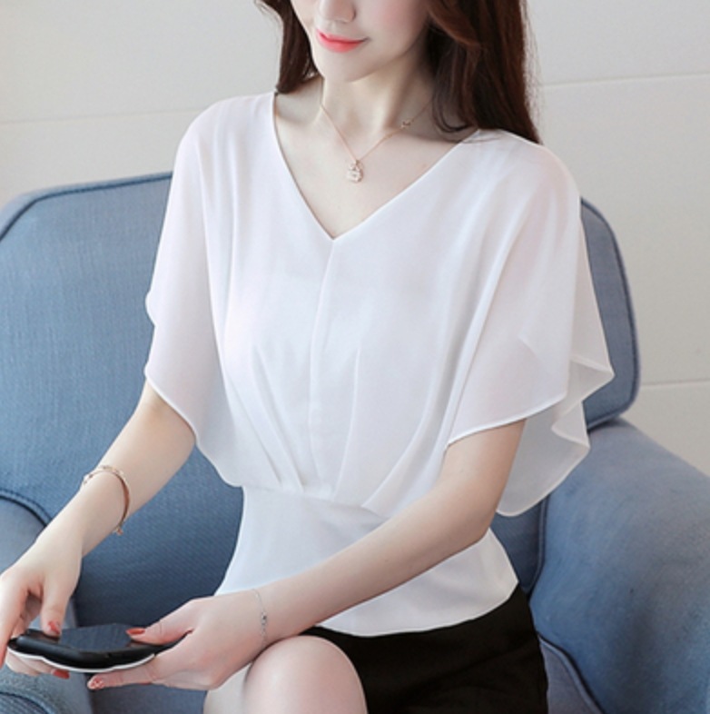 トップス デート シャツ ブラウス カットソー 袖あり 半袖 Vネック かわいい 大人可愛い きれいめ シンプル カジュアル 大人 上品 おしゃれ お洒落 主役級 存在感 夏 10代 20代 30代 5,096円