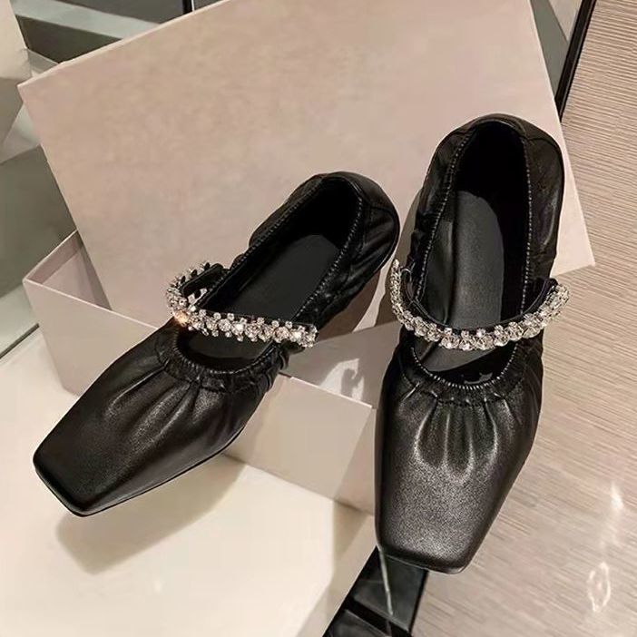 楽ちん！フラットパンプス2025年新作浅い口のメリージェーンとラインストーンのバックル