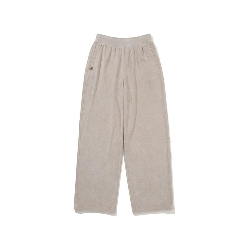 [公式] クリーミーストレートパンツ BEIGE