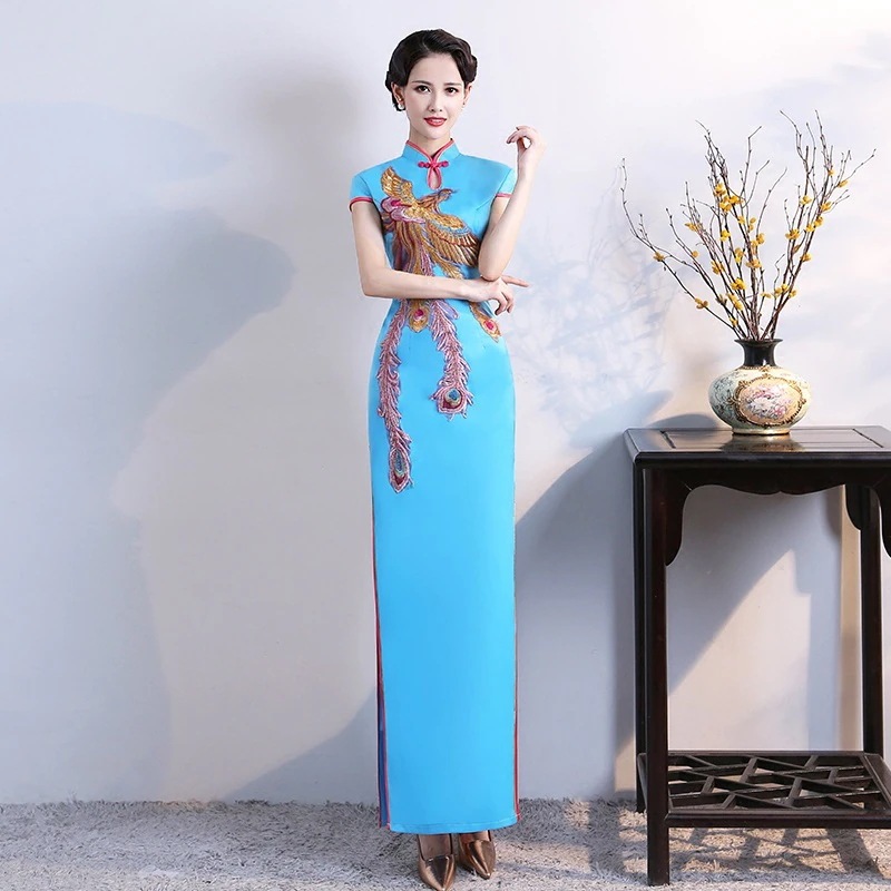 ワンピースドレスドレスチョンサム2025女性の長いパフォーマンス服大型サイズのスリムな中年と高齢者のエレガントでセクシー