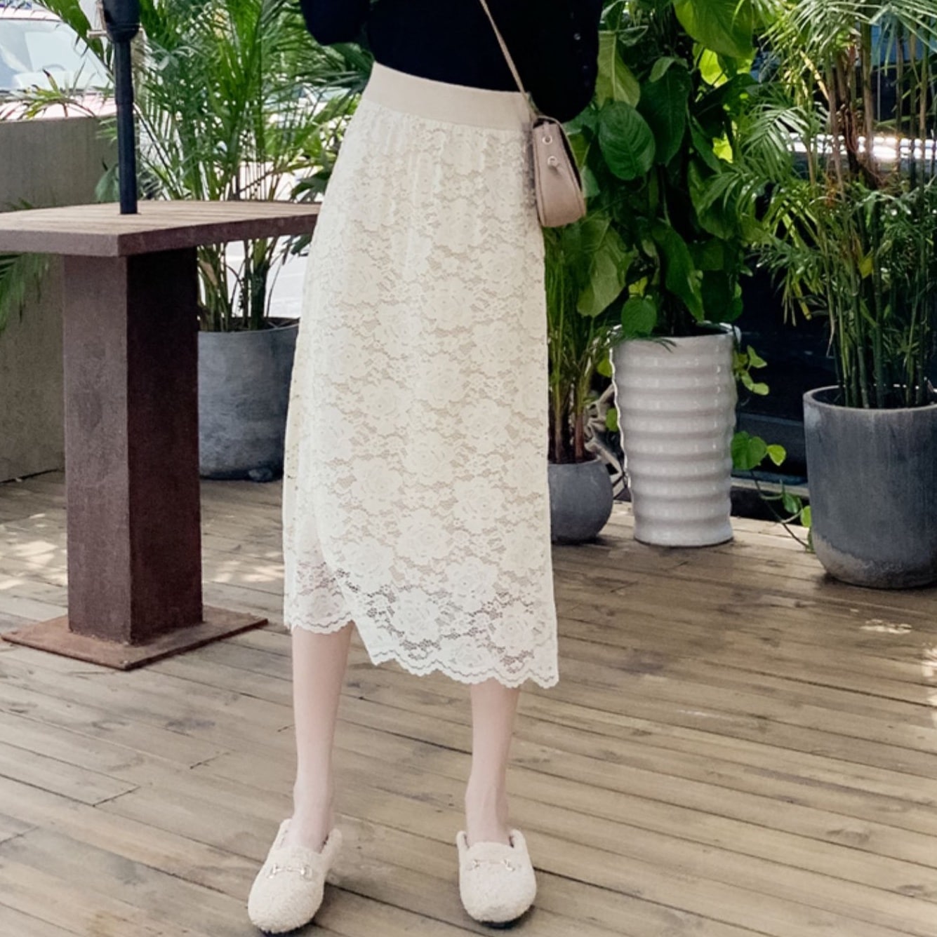 スカート ボトムス フレアスカート ニットスカート ミモレ ミモレ丈 レース 刺繍 ハイウエスト ニット かわいい 大人可愛い きれいめ 上品 おしゃれ お洒落 ラブリー キュート ガーリー 秋 冬