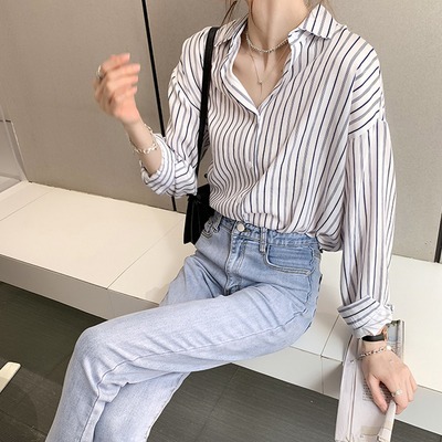 トップス シャツ 長袖 ドロップショルダー Vネック 襟付き ストレート 前開き ボタン 大人可愛い きれいめ カジュアル 上品 おしゃれ かっこいい こなれ感 レディース 20代 ストライプ お出か