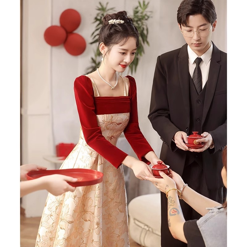 【2枚購入で 3oo円OFF】長袖のドレス花嫁2025は女性のための婚約返品衣服の宴会のドレスを着ることができます 1