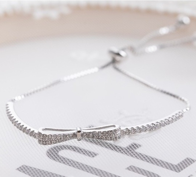 シルバー925 ブレスレット レディース アクセサリー シルバーブレスレット リボンデザイン 金属アレルギー 対応 きれいめ シンプル 大人 上品 お洒落 エレガント 存在感 春 夏 秋 冬