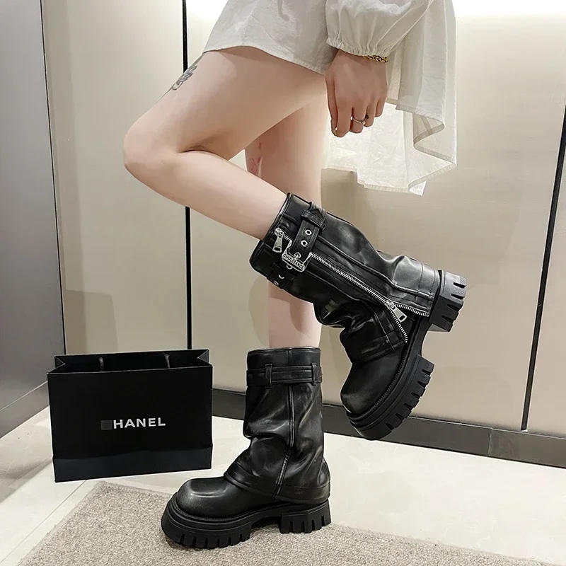 モダンなミッドカーフブーツ バックル付き サイドジッパー ラウンドトゥ 新しいファッションシューズ 高品質 2023